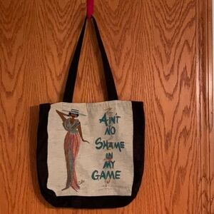 Stylish Tote Bag with Graphic Design Ain’t No Shame In My Game